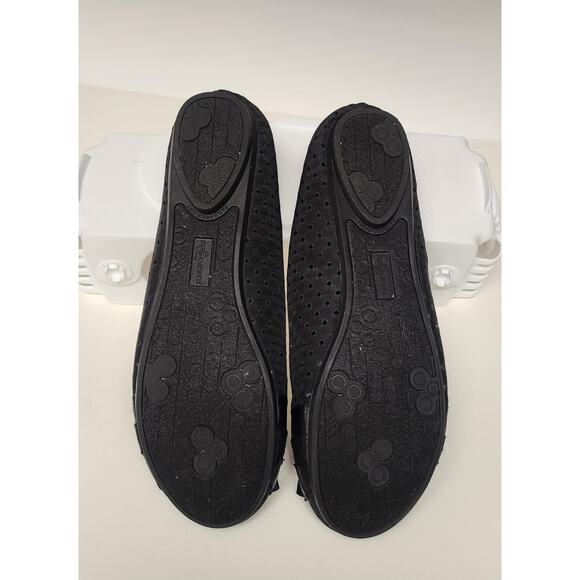 FERGALICIOUS By FERGIE Womens ALANA Ballet Flats Shoes Black Slip On Ruffle 7M - Picture 6 of 7